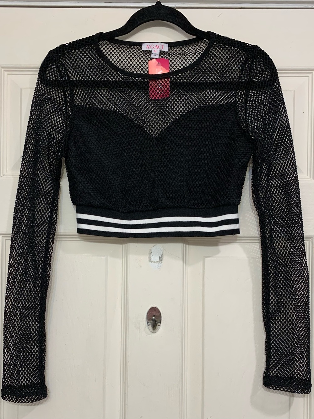 A’Gaci Black Sheer Mesh Fishnet Crop Long Sleeve Juniors Large Top.         3808